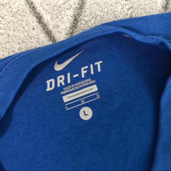 CLOSET CLOSING!! - Picture 3 of 5